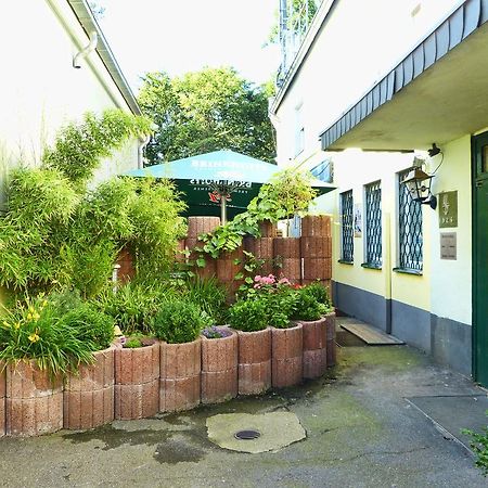 Messe-Zimmer TuS-Treff Düsseldorf Exterior foto