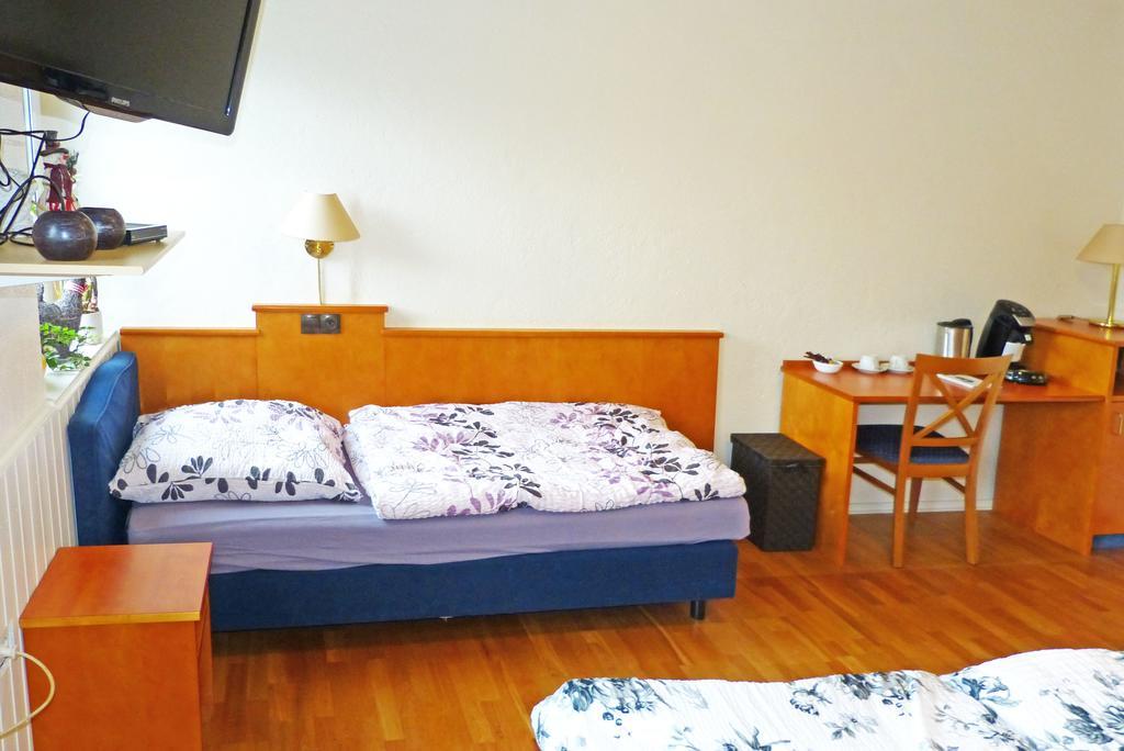 Messe-Zimmer TuS-Treff Düsseldorf Zimmer foto