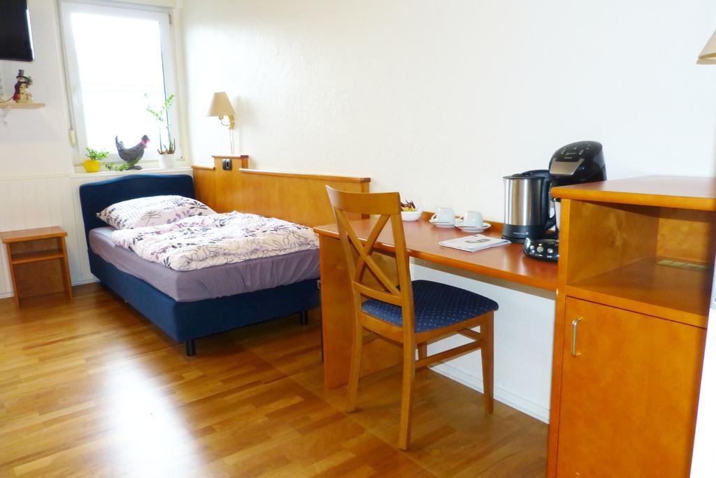 Messe-Zimmer TuS-Treff Düsseldorf Zimmer foto