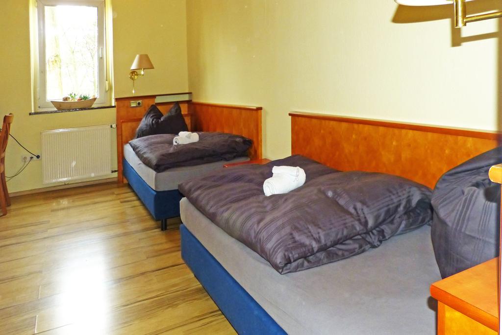 Messe-Zimmer TuS-Treff Düsseldorf Zimmer foto