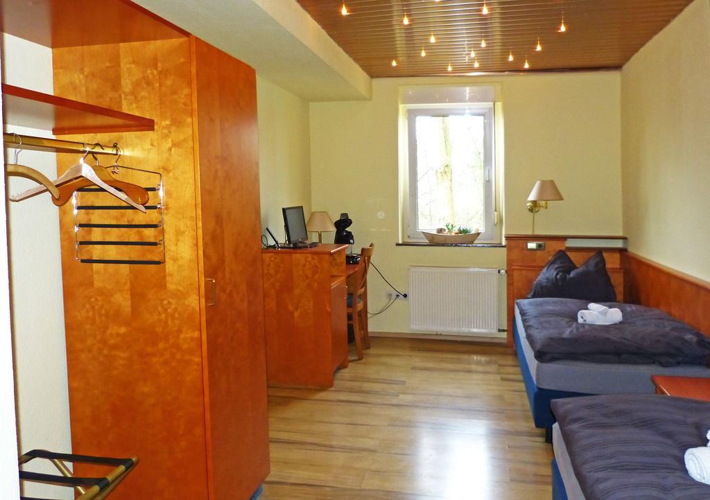 Messe-Zimmer TuS-Treff Düsseldorf Zimmer foto